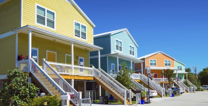 Vacation-Home-Sales-Soar Vacation Home Sales - Home Looking Young